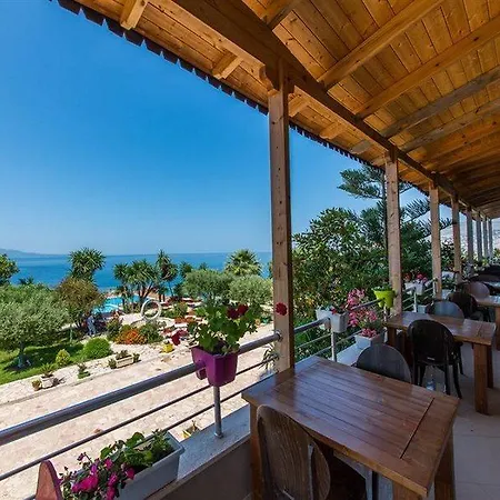 Bahamas Hotel 4*