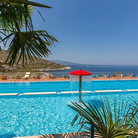 巴哈马斯酒店 Sarandë
