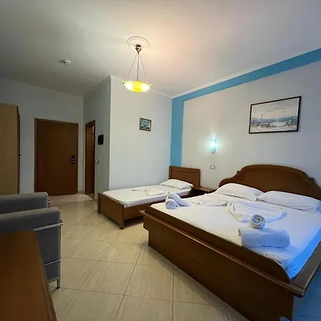Hotel Bahamas Sarande