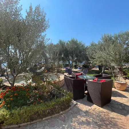 Bahamas 4* Sarande
