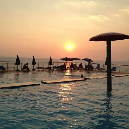 Hotel Bahamas Sarande