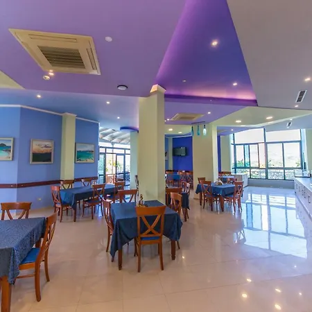 Bahamas 4* Sarande