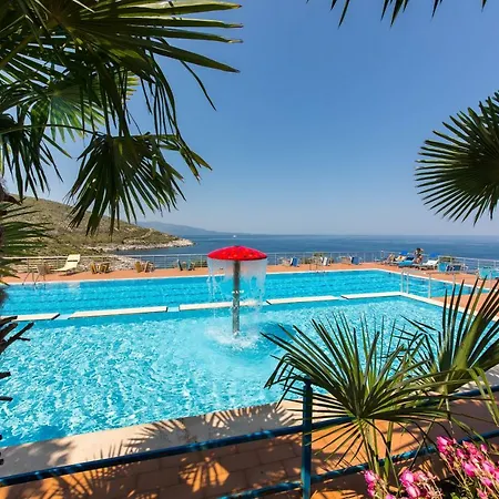 Bahamas 4* Sarande