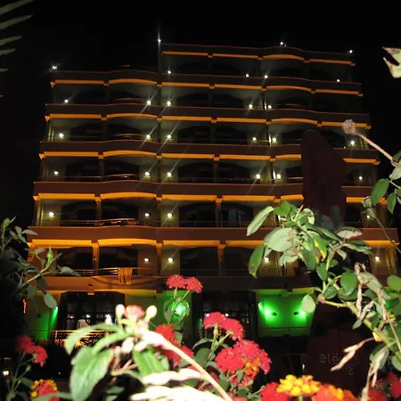 Hotel Bahamas Sarande